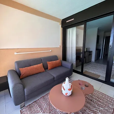 아파트 Marius, Charming 2-room With Sea View *