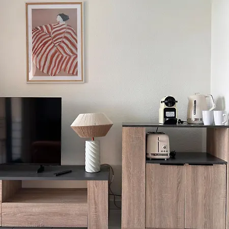 아파트 Marius, Charming 2-room With Sea View *